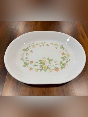 Corelle Strawberry Sunday Serving Platter 10x12